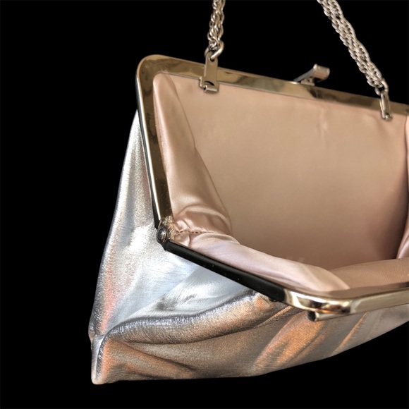 VINTAGE SILVER CLUTCH Handle Evening Bag. 10” X 6” inches Lots Space essentials - Picture 5 of 5
